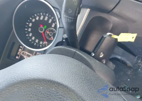 2014 Volkswagen Golf 2.5L из США, поврежденный, VIN WVWDB7AJ3EW006231